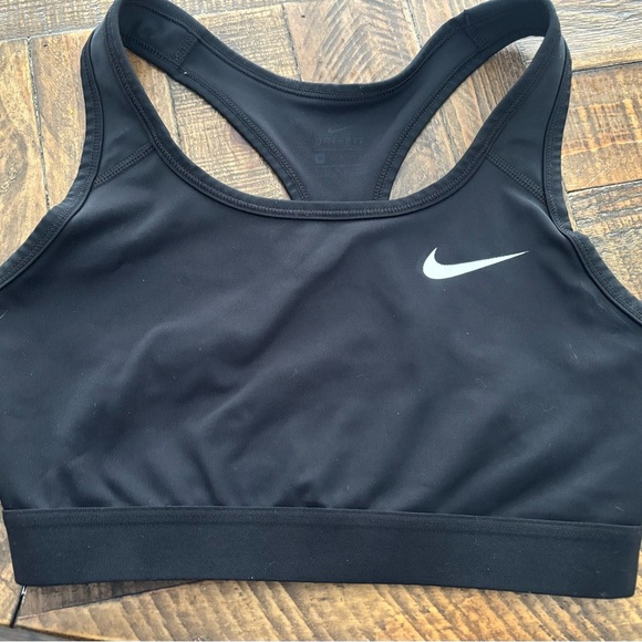 Nike Women's Black Sports Bra size small - Picture 2 of 9